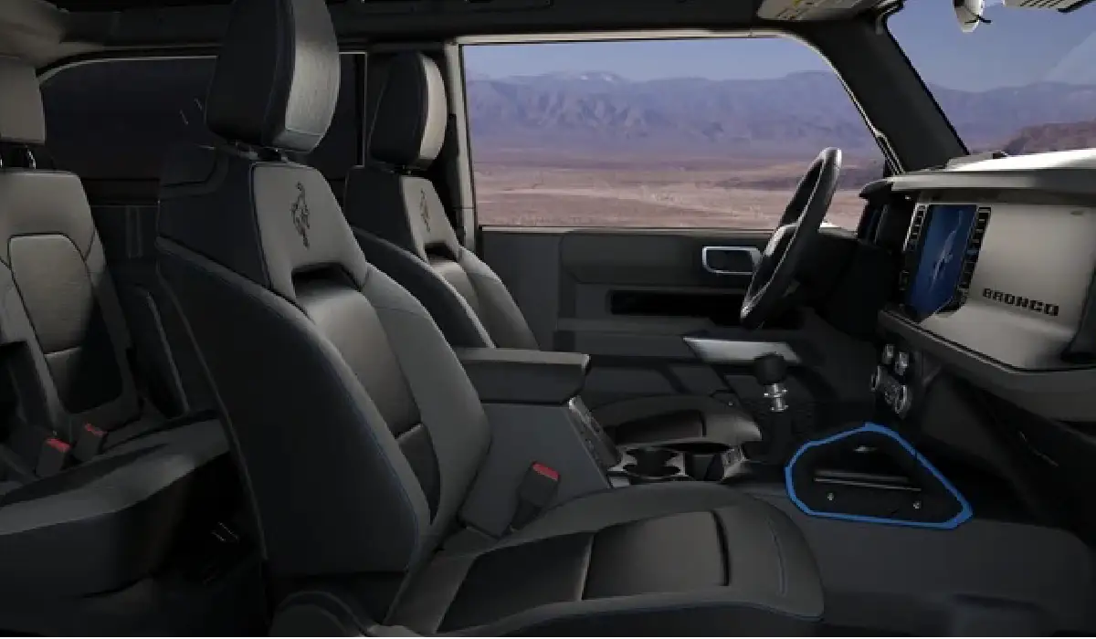 Ford - Bronco Raptor 4Dr - Car Rentals Near me - Used Cars Near me - Exclusive Concierge Club.webp